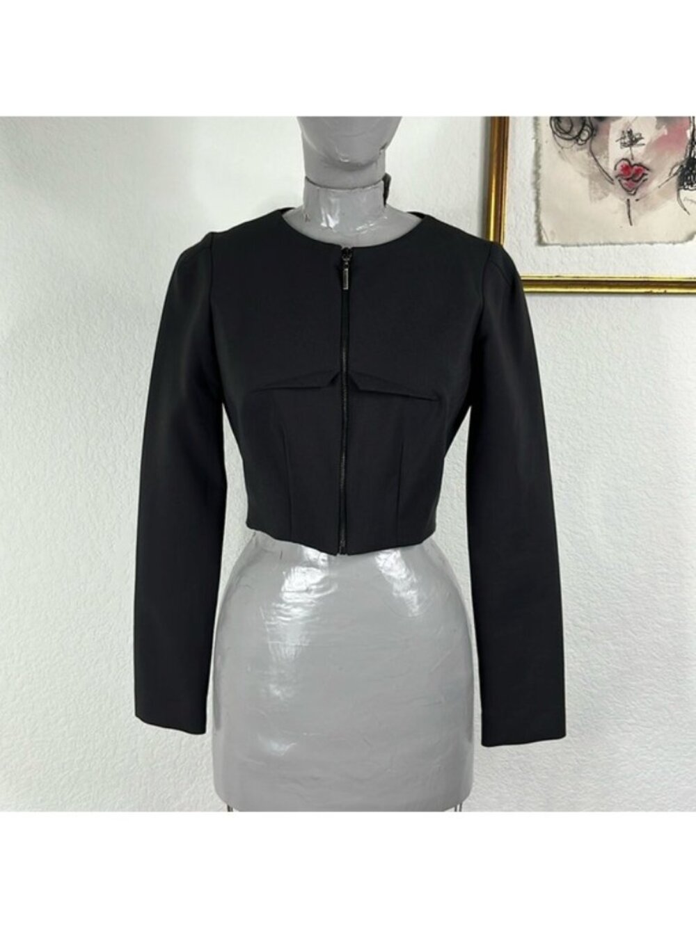 Roland Mouret Pleated Tailored Darted Scuba Wool Blend Cropped Jacket